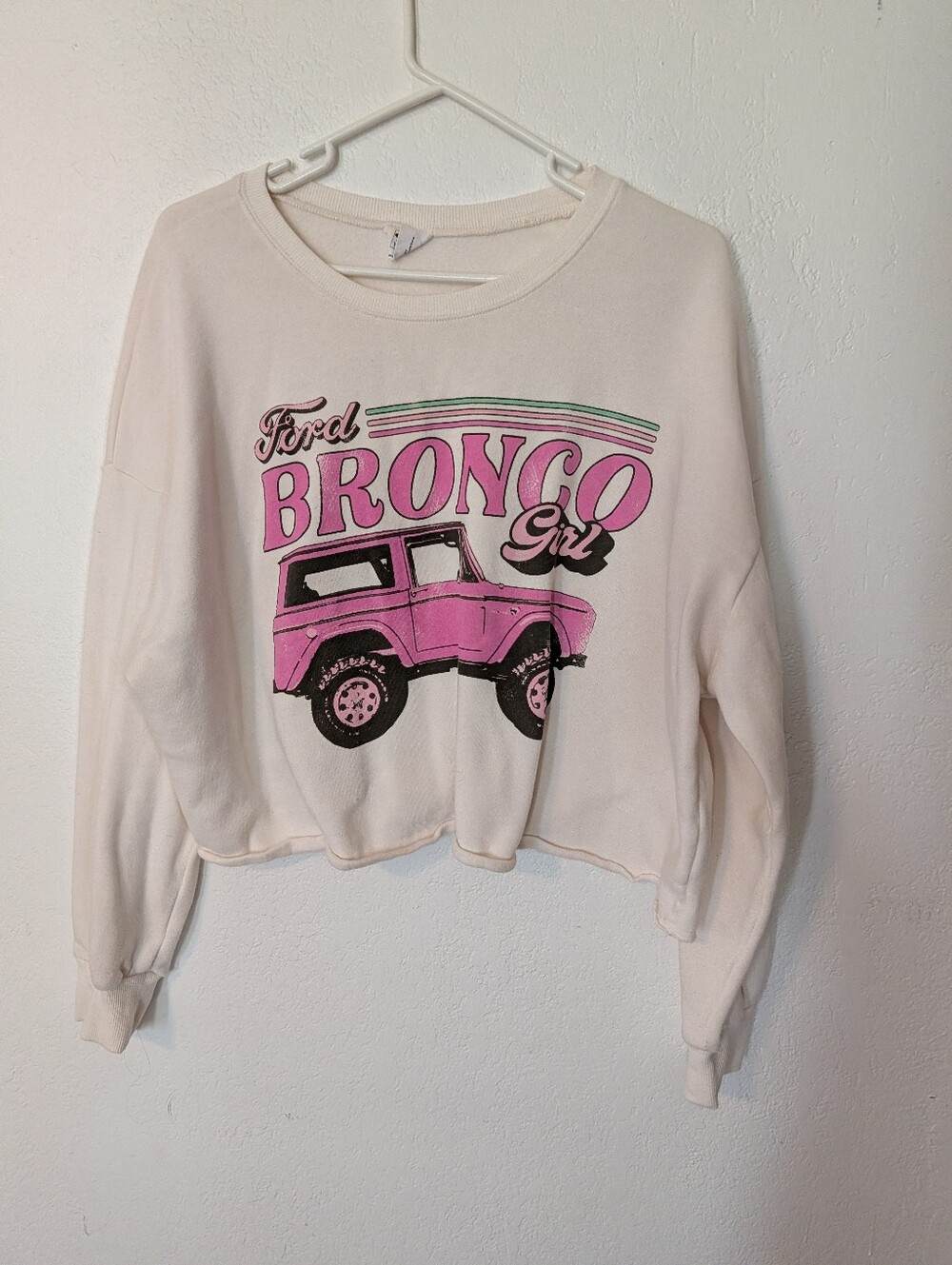 Ford Bronco Girl Pink Graphic Cropped Sweater Size Large Pre Owned
